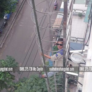 Cầu Thang Thoát Hiểm Inox Quận 2 - Giải Pháp An Toàn Bền Vững #TOP1