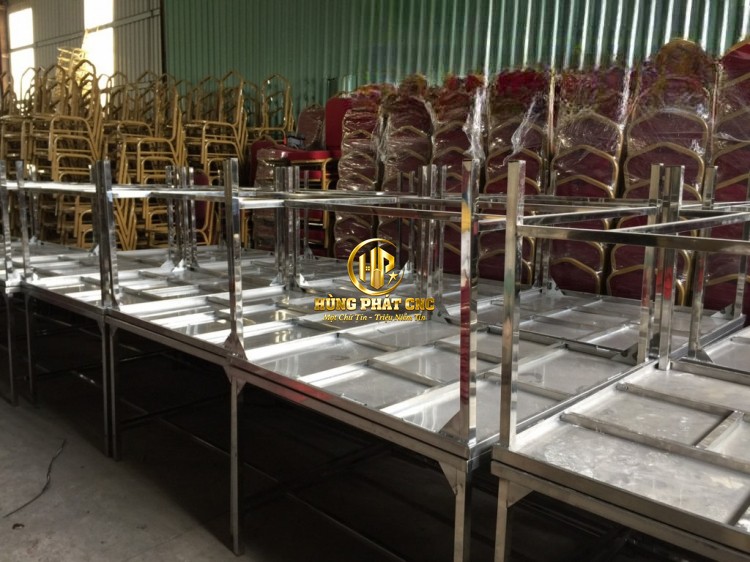Thi Công Bàn Ghế Inox Nhà Ăn Công Nhân 2026 - Giải Pháp Bền Bỉ