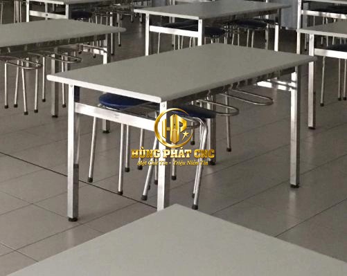 Bàn Ăn Tập Thể Inox Nhà Máy 2026 - Giải Pháp Bếp Ăn Công Nghiệp Chuẩn Vệ Sinh